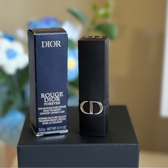 NEW Dior Rouge Dior Forever Transfer-Proof Lipstick-670 - Picture 3 of 7